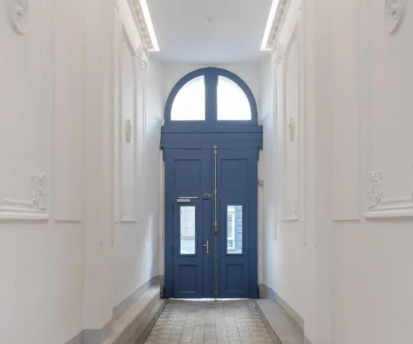 Zwischen Schoenbrunn Und Zentrum, Neues In Gruenruhelage Bei Schoenbrunn Vienne