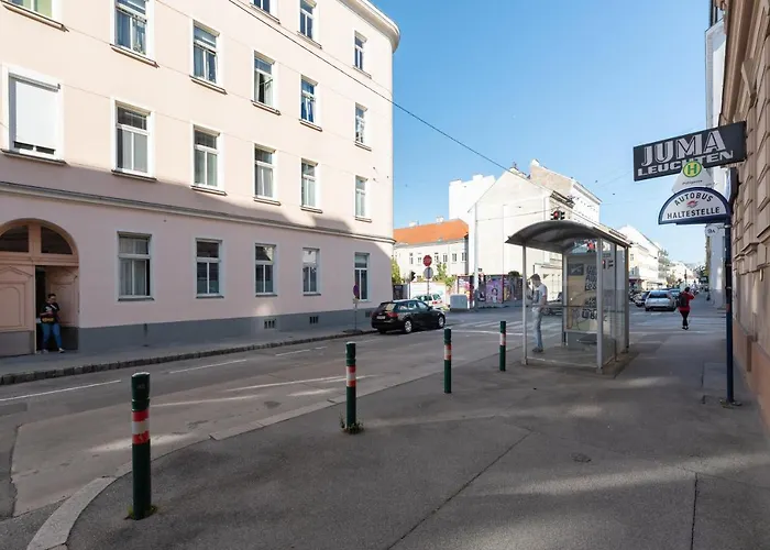 Zwischen Schoenbrunn Und Zentrum, Neues In Gruenruhelage Bei Schoenbrunn