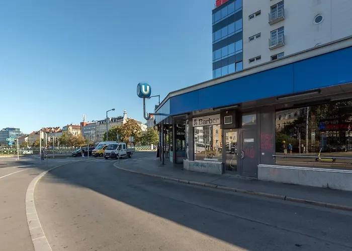 Zwischen Schoenbrunn Und Zentrum, Neues In Gruenruhelage Bei Schoenbrunn Appartement *